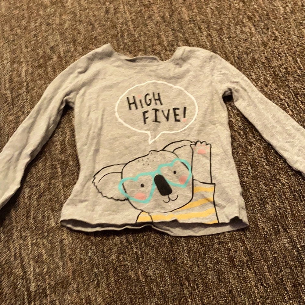 Long-sleeve girls shirt